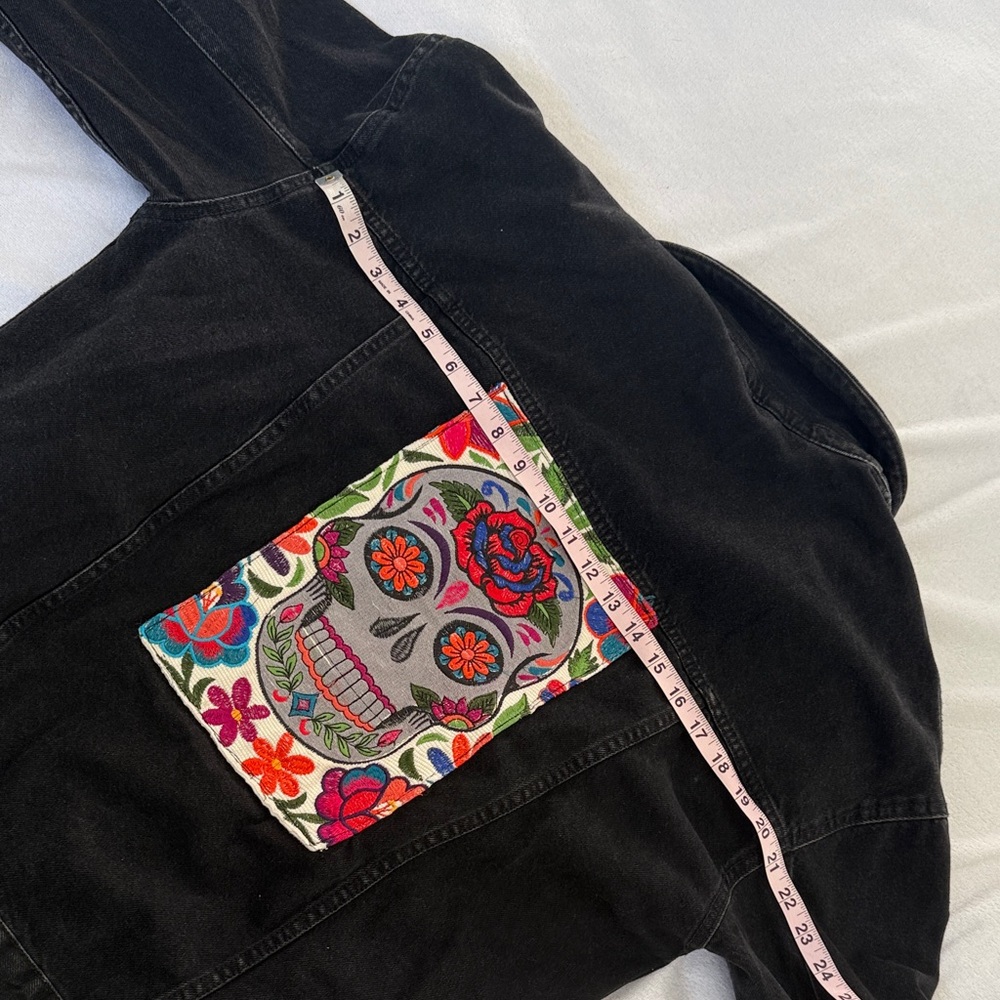 Bershka Black Denim Jacket with Skull Patches - Picture 4 of 9